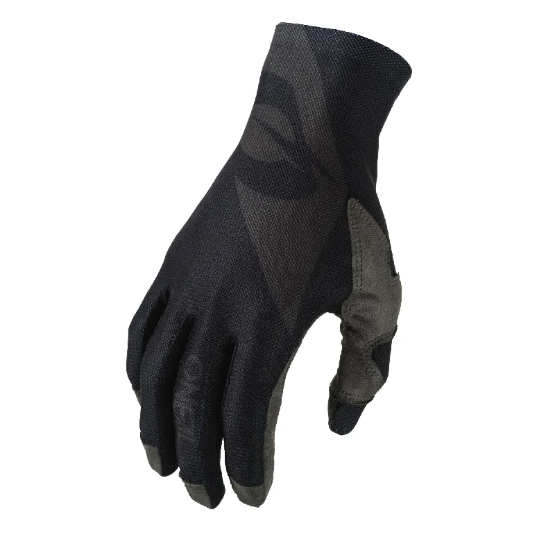 glove with bold feel-  Airwear Slam V.4 Glove Black