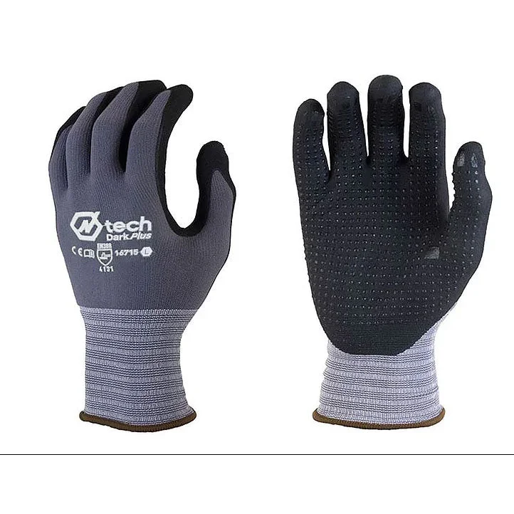 glove for running-  Johnson Wilshire 16715-L Black Foam Nitrile Glove (L)