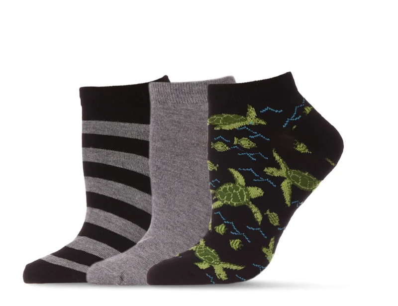 sock with grey pattern-  MeMoi/Women's 3 Pair Pack Turtles Bamboo Blend Low-Cut Socks