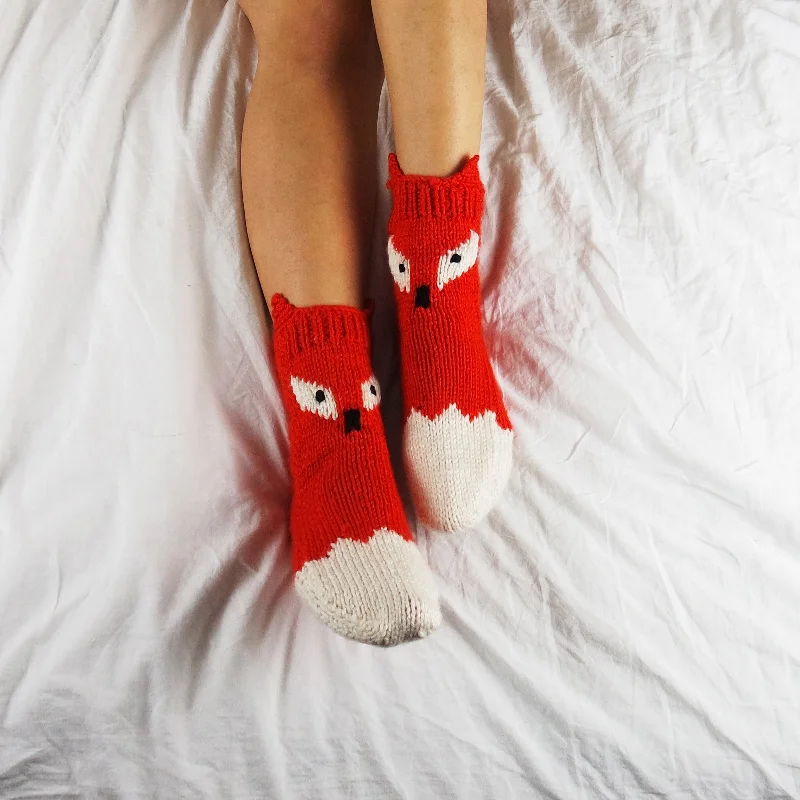 sock with modern touch-  Women's 3D Hand Knitted Fox Socks, Cute Animal Home Socks, Cozy Gift Socks, Knit Chunky Slippers, Cute Animal Home socks, US Size 7-10