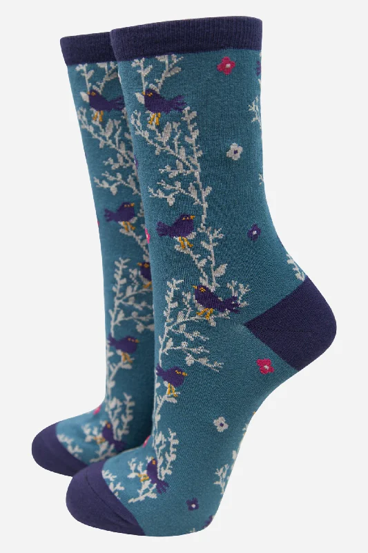 sock with classic edge-  Sock Talk/Women's Blackbird Vine Floral Print Ankle Socks Blue