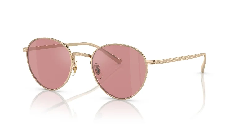 Gold/Magenta Photochromic